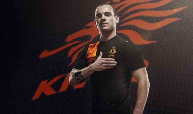 【爱游戏】内部消息揭示，皇家马德里资深阵容对埃尔切平局结果极度不满