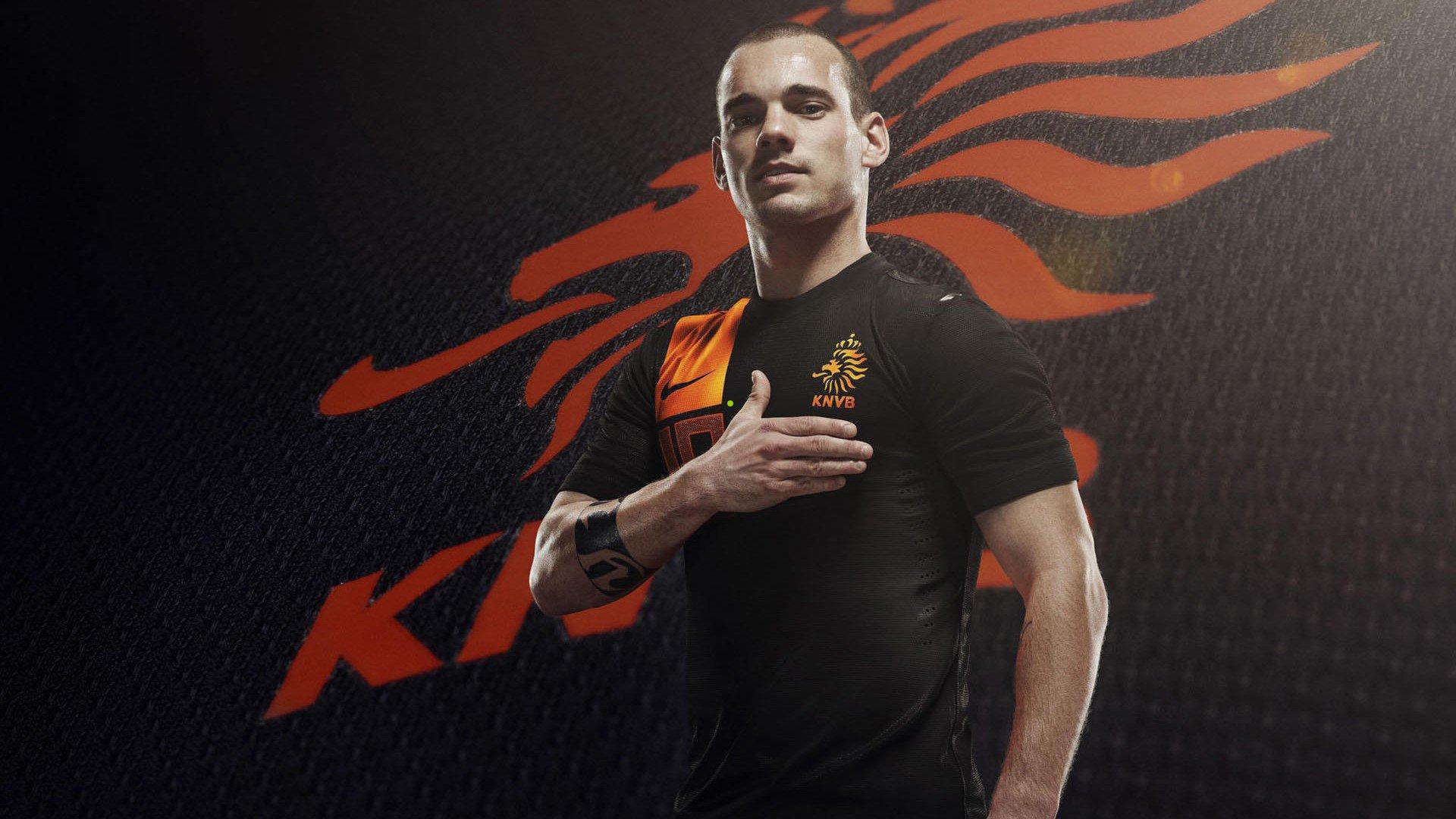 崔康熙:去年起队内气氛就不好 但依然信任教练组